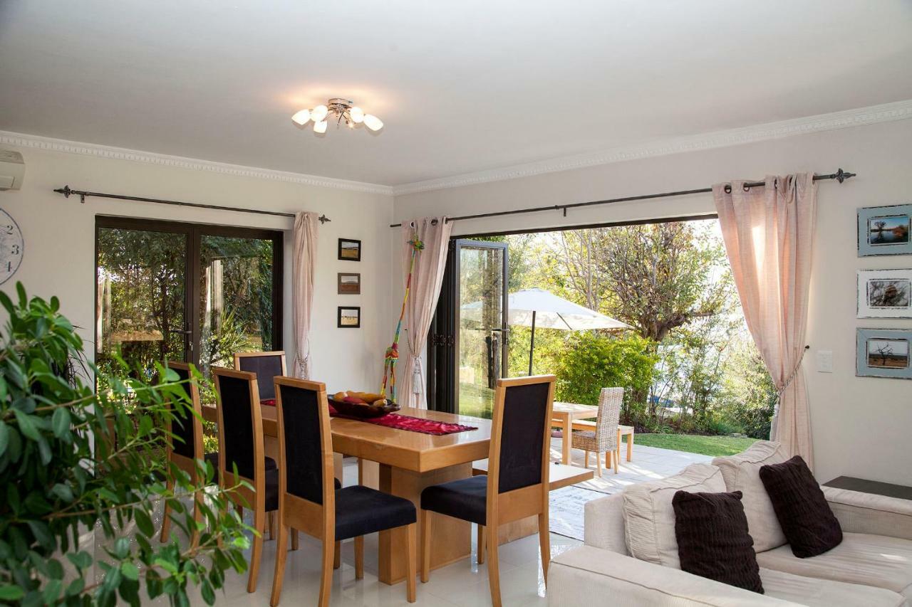 Rivendell Hotel Hartbeespoort Luaran gambar