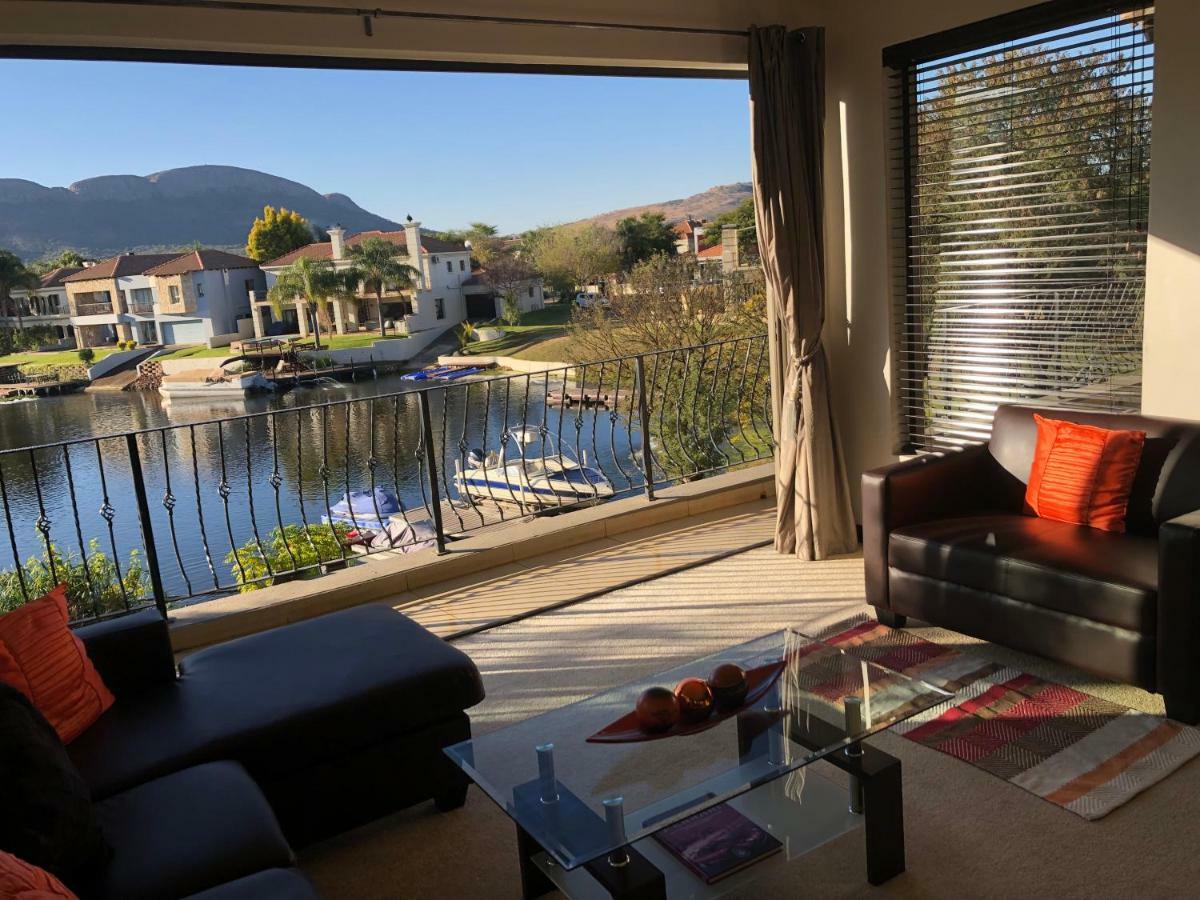 Rivendell Hotel Hartbeespoort Luaran gambar