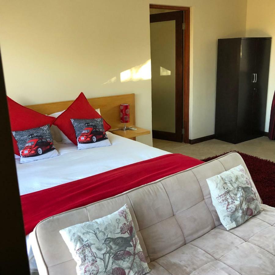 Rivendell Hotel Hartbeespoort Luaran gambar