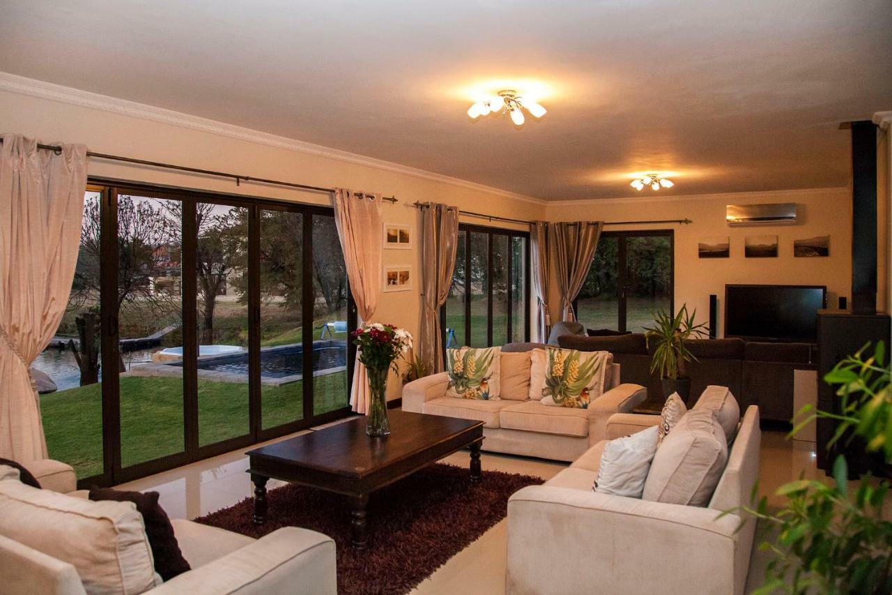 Rivendell Hotel Hartbeespoort Luaran gambar