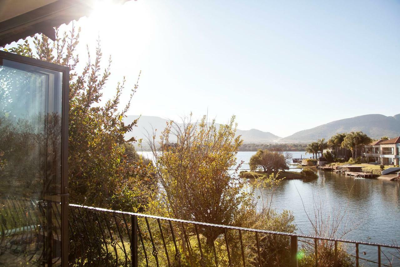 Rivendell Hotel Hartbeespoort Luaran gambar