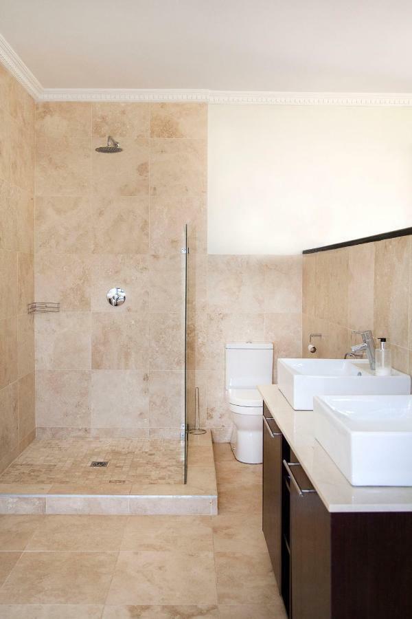 Rivendell Hotel Hartbeespoort Luaran gambar