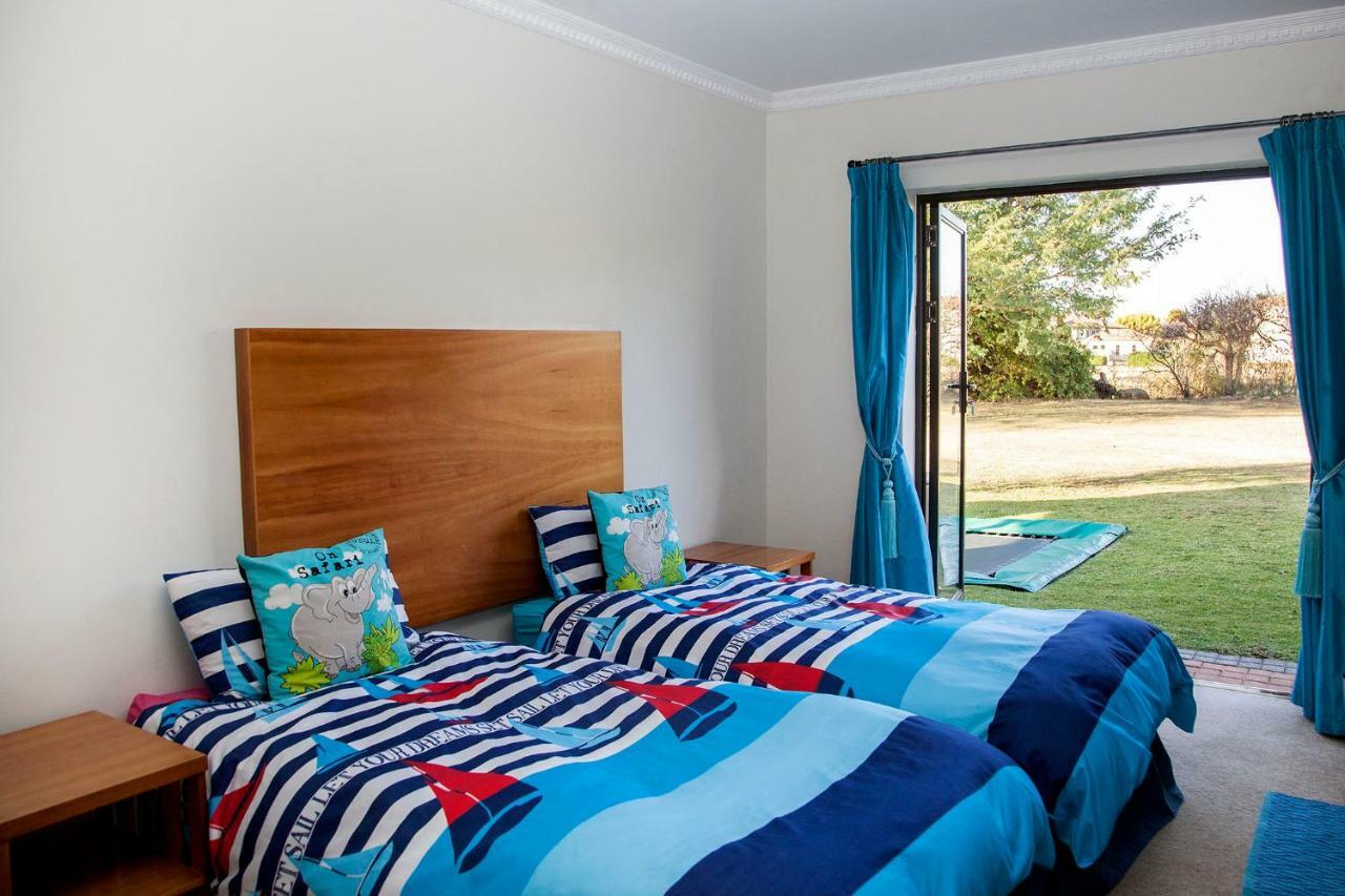 Rivendell Hotel Hartbeespoort Luaran gambar