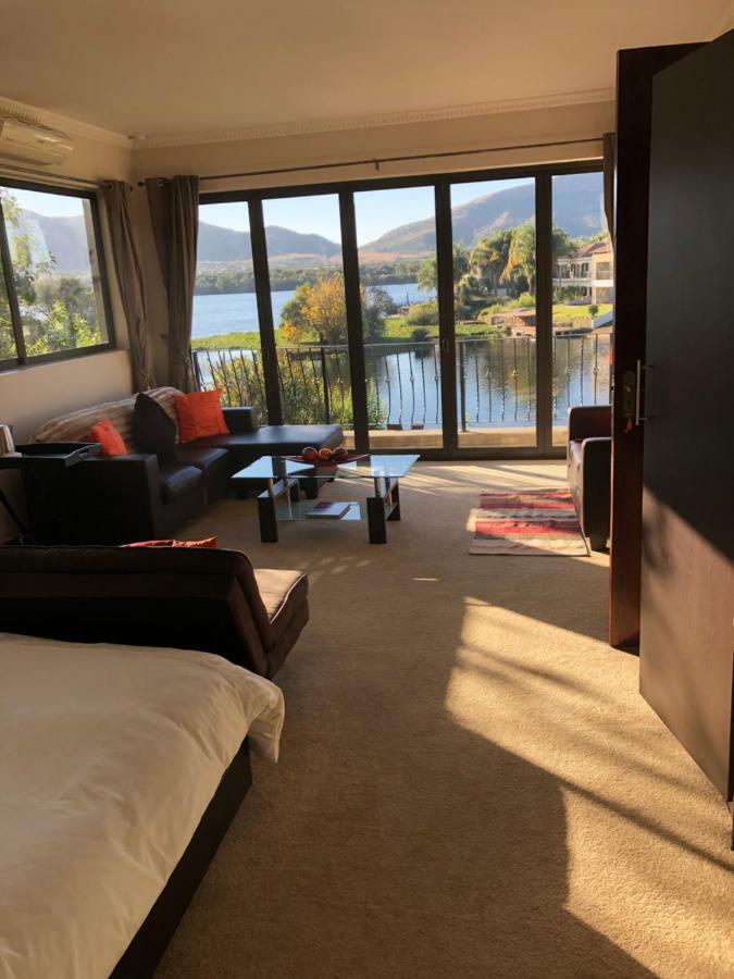 Rivendell Hotel Hartbeespoort Luaran gambar