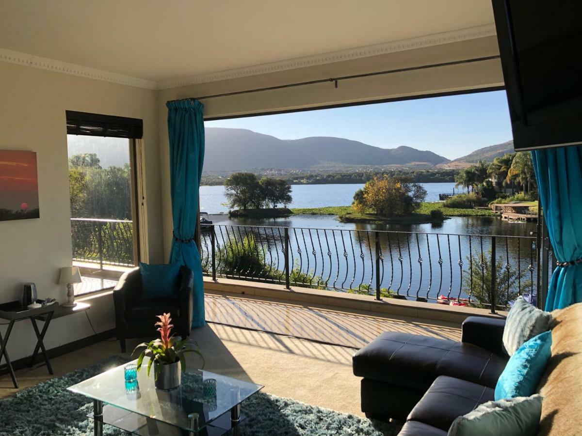 Rivendell Hotel Hartbeespoort Luaran gambar
